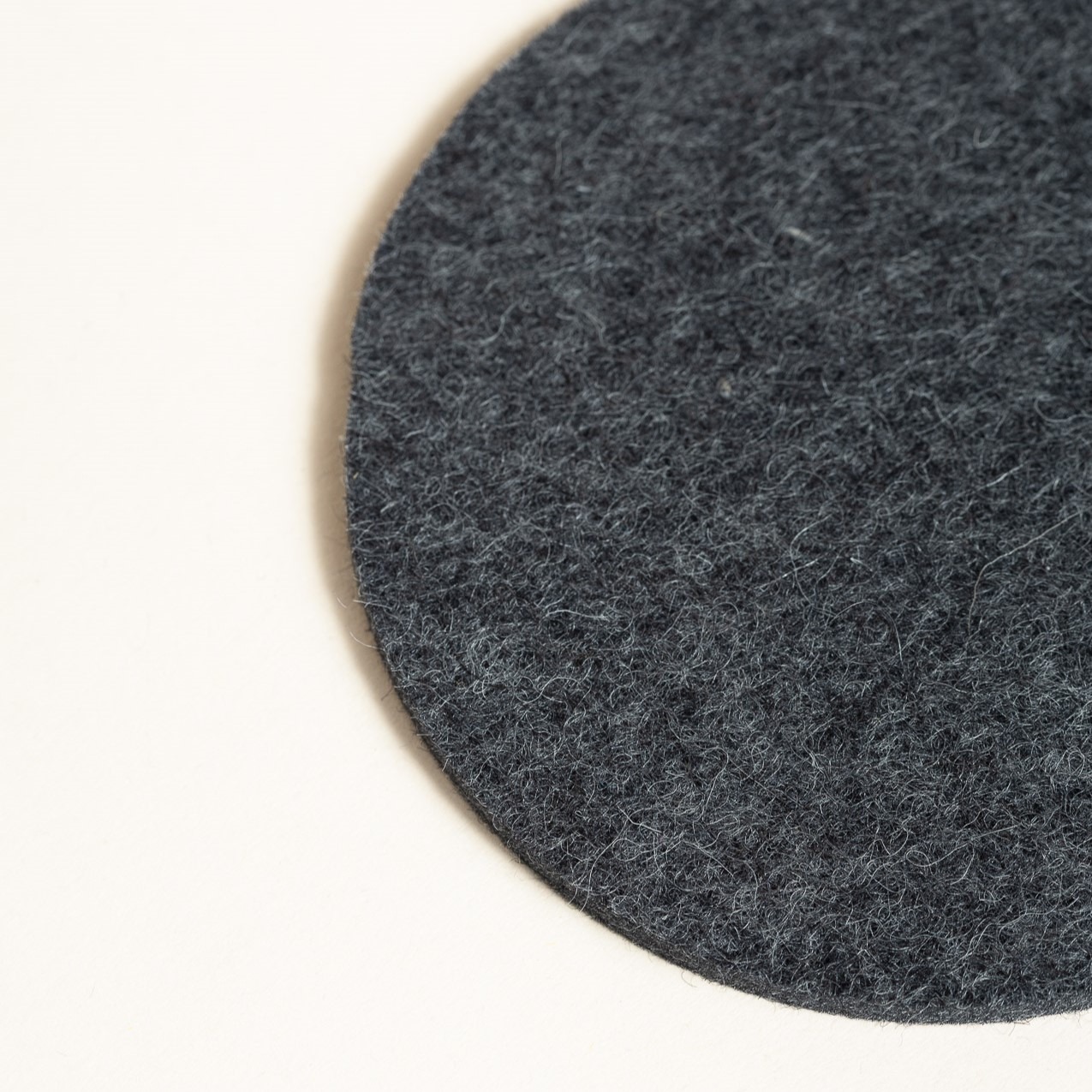 Felt coaster round