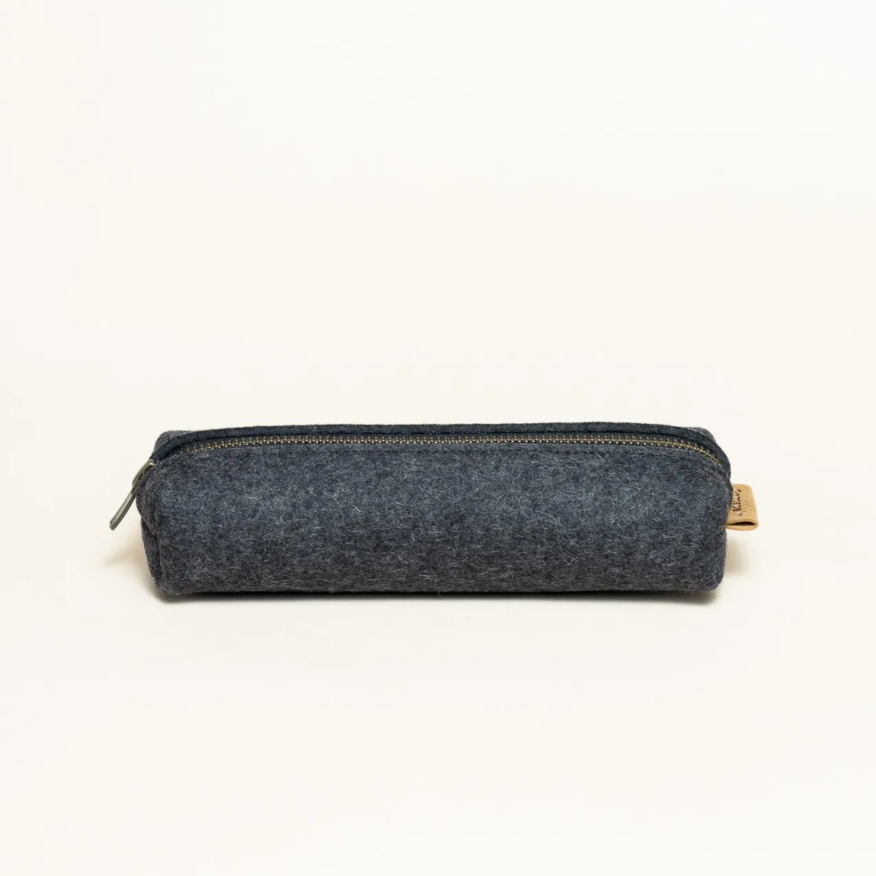 Felt pen organizer round